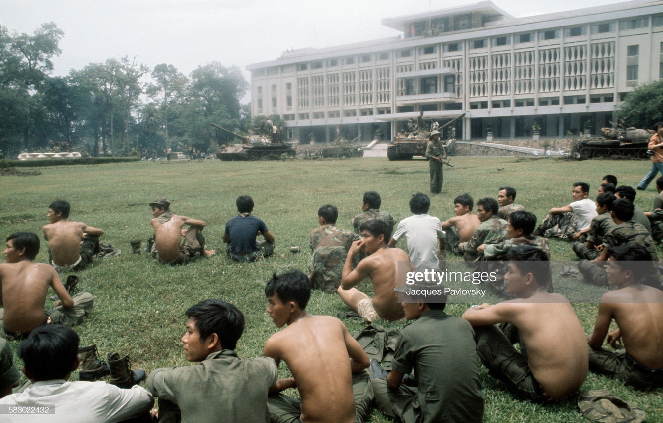 Hình ảnh Sài Gòn ngày giải phóng 30/4/1975 dưới ống kính Jacques Pavlovsky Saigon-30-4-1975-Jacques-Pavlovsky-12