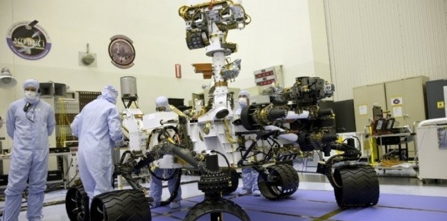 Les antennes de Curiosity, le robot géant prêt à partir vers Mars  2734706