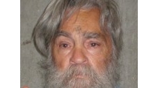 PHOTO RÉCENTE DU "GOUROU" CHARLES MANSON 3386813-etats-unis-publication-d-une-photo-recente-du-gourou-charles-manson