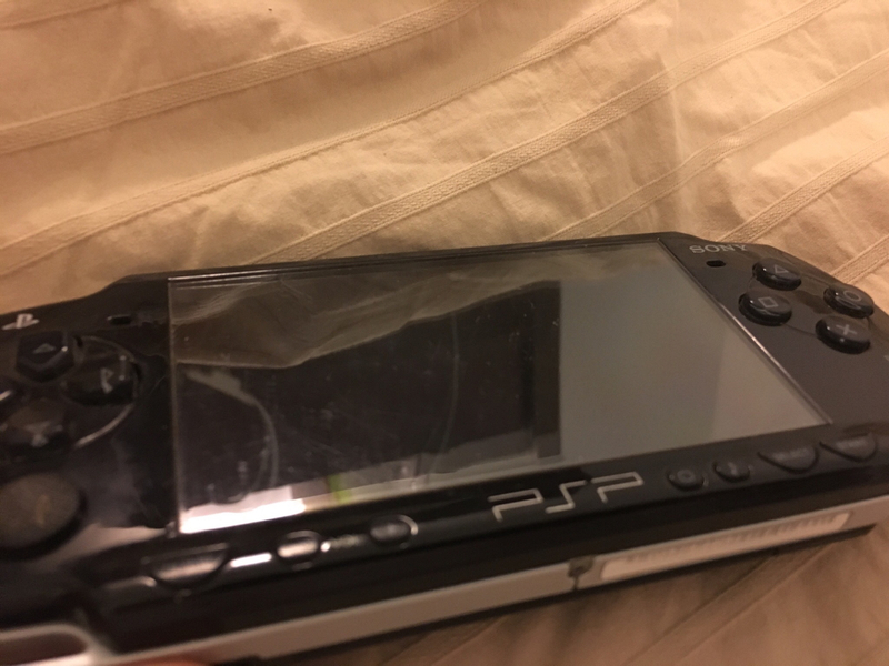 Recherche console PSP avec émulateurs 355d83871820146fcd4344dd1cb82617e2ee786e