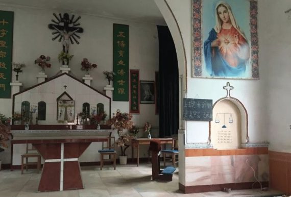 Les églises abandonnées aussi sont belles ! Glise-catholique-Zhifang-Chine-d%C3%A9molie-autorit%C3%A9s-communistes-e1514569578642