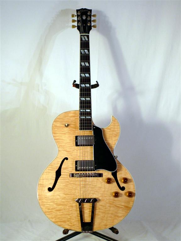 GIBSON ES-175 P1030792%20(Large)