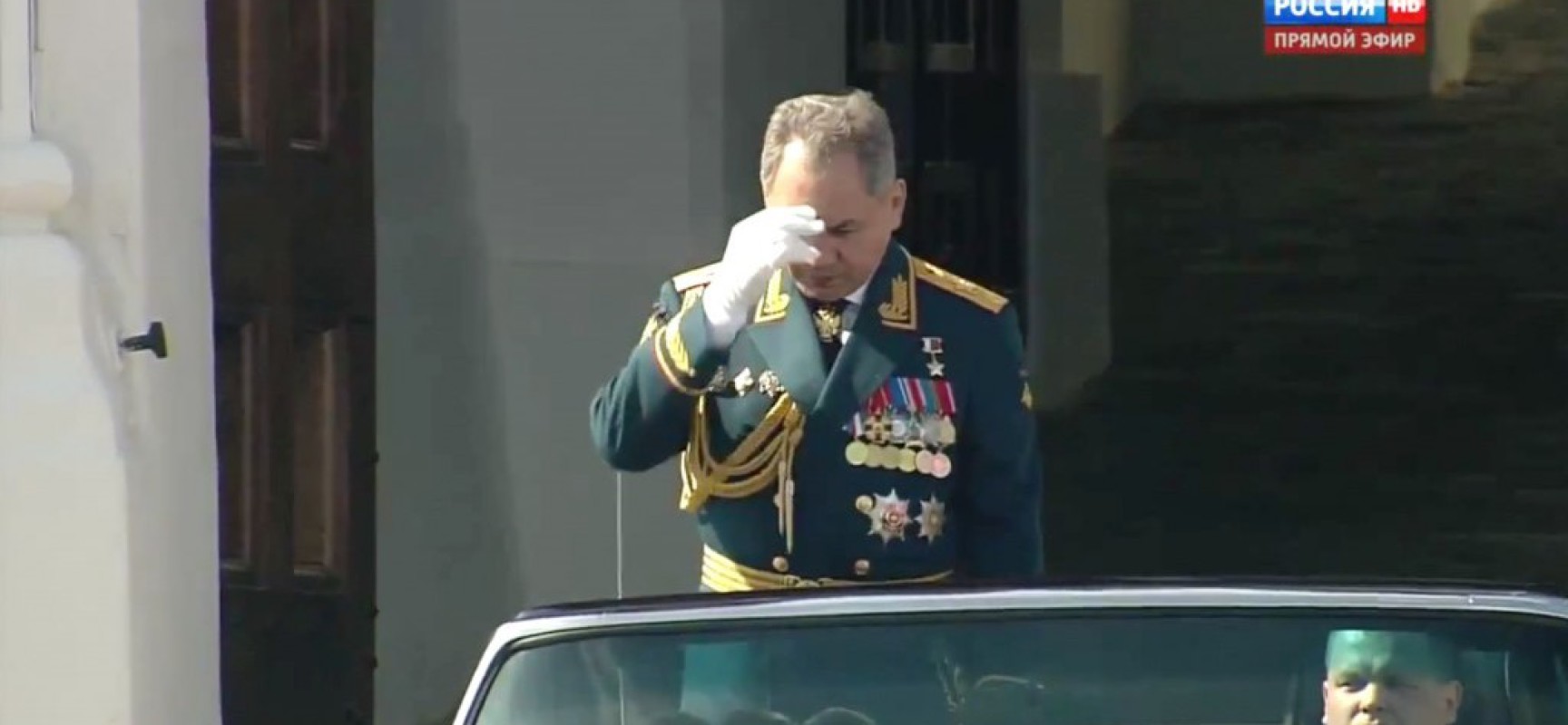 Le ministre russe de la défense fait le signe de croix ! Shoigu-signe-de-croix-1728x800_c