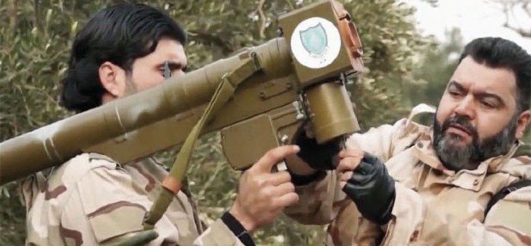 DAECH Etat Islamique - Page 11 Chinese-FN-6-MANPADS-Octobre-2013-1728x800_c