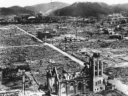  L'INFO DU JOUR... - Page 22 Hiroshima_afterbomb