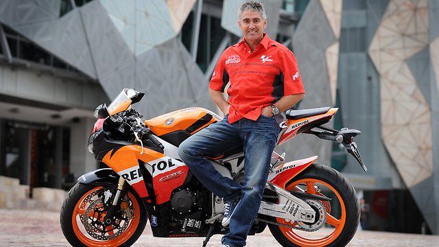 Things related to your club or fave players that you own or named. 102641-mick-doohan