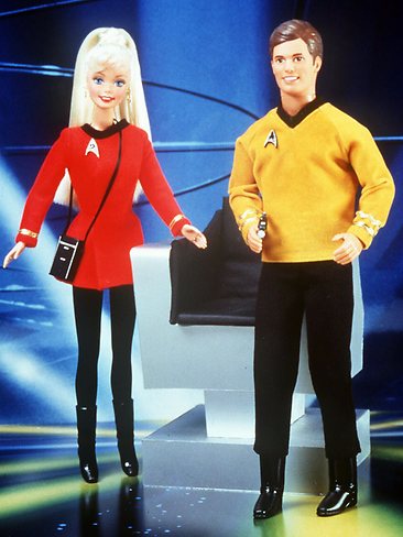 Filmas un lietas kuras iedvesmo leļļu ražotājus un meistarus - Page 2 947046-star-trek-ken-barbie