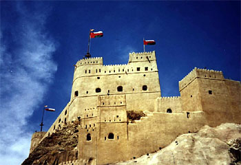 அழகிய மஸ்கட் நகரம் - Page 4 A-castle-in-Muscat-Oman-supplied-5794245