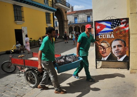 WOW! Cuba Now Replacing Che Guevara Posters With Ones Featuring Obama Obama-che