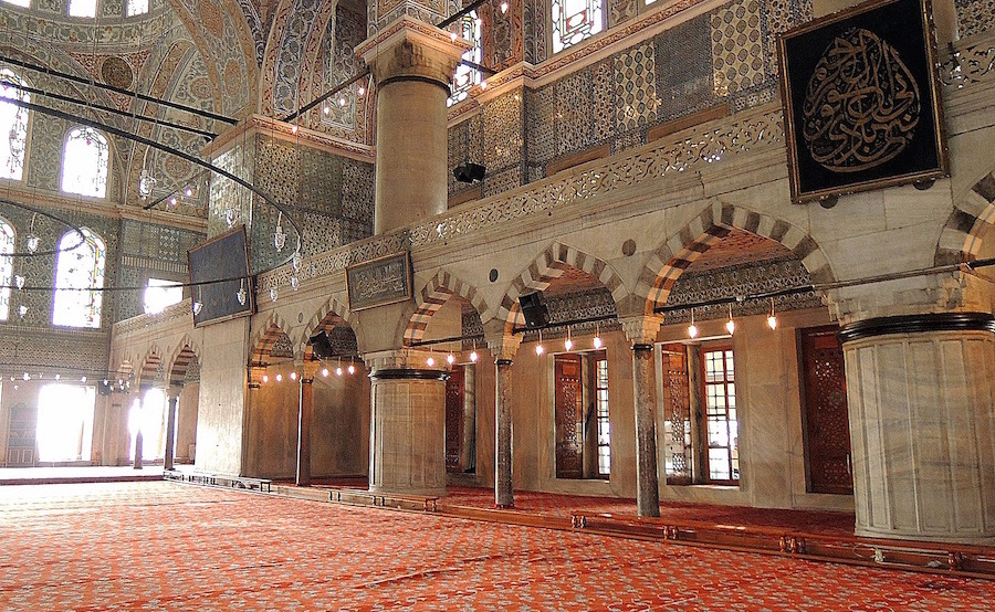 شركة تنظيف مساجد وموكيت بخميس مشيط  0504883900 فرسان  Inside-a-mosque-of-turkey