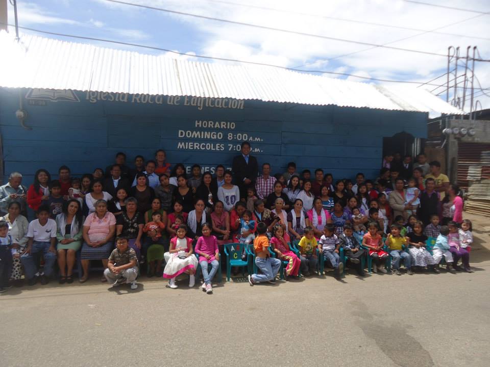 ¿En que iglesia te congregas? 1er%20Aniversario