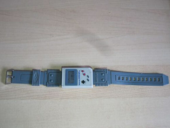 Relógio Game Boy é leiloado no eBay Watch-boy_4