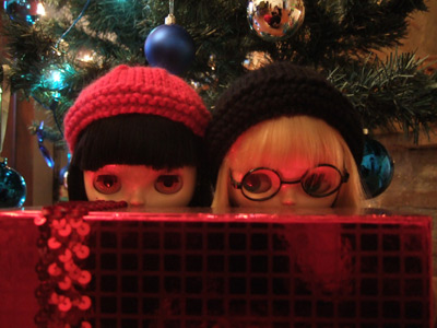 Kiki [SMe] + Pepper [NF] + Clara [PD2A] (*new*04/04*) Xmas1