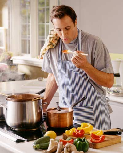 Si ti bëni nje mashkull te gatuaje? (per femrat)  Man-cooking