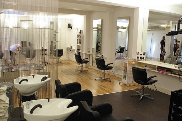 Glamour HairDresser Glass-hair-salon-1-367x244-custom