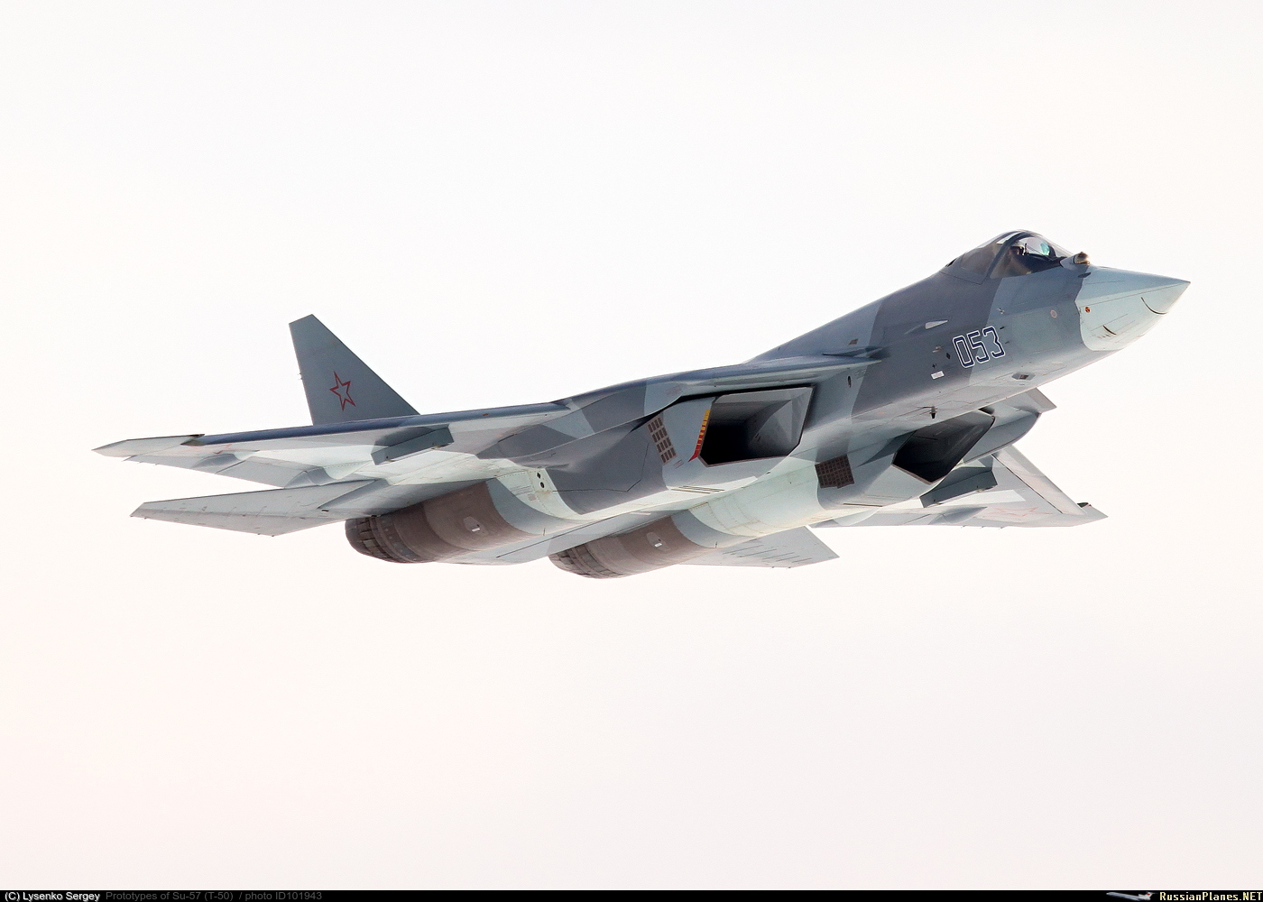 Sukhoï PAK-FA / T-50 - Page 4 101943