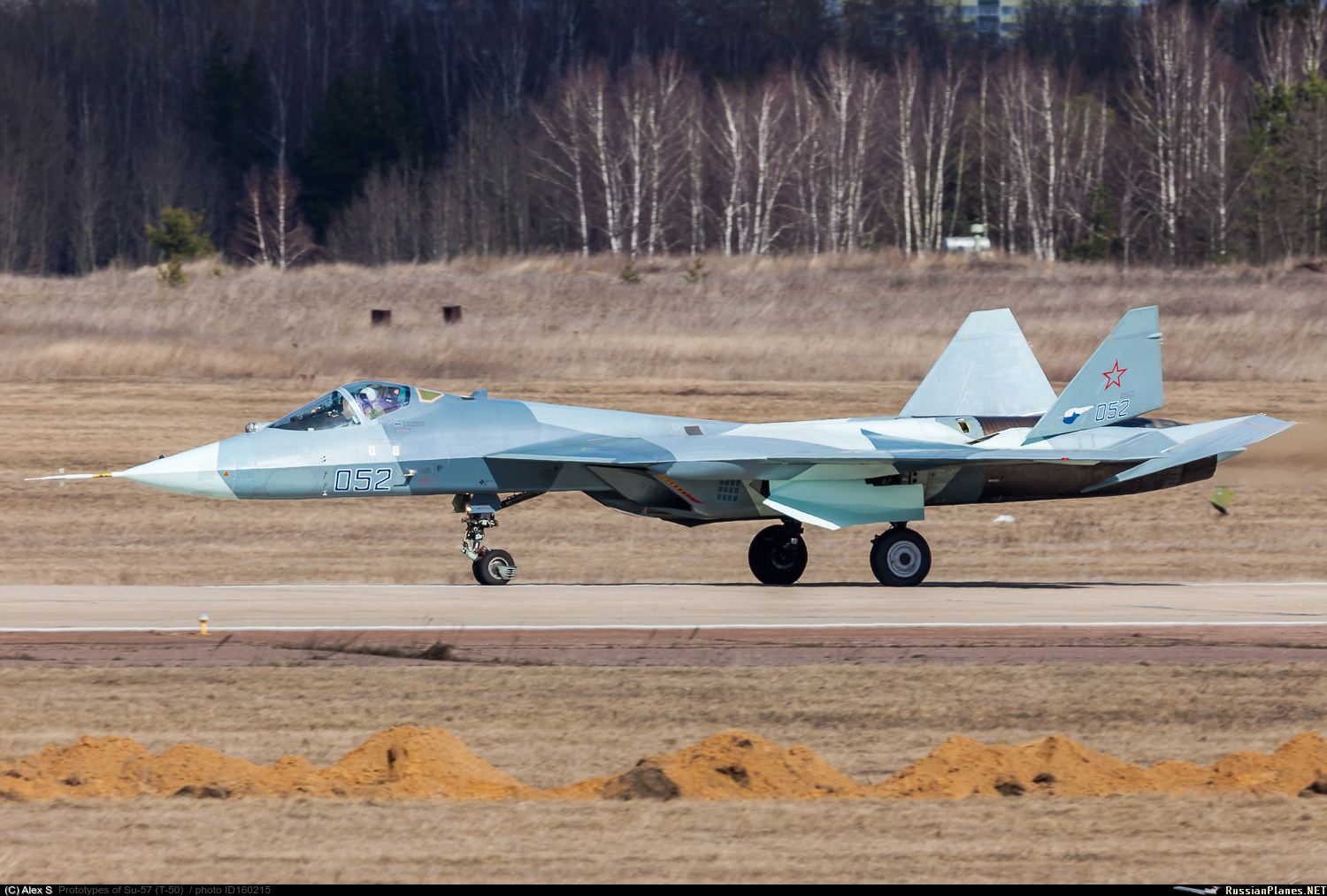 Novedades Sukhoi Su-57 (T-50 PAK/FA) - Página 11 160215