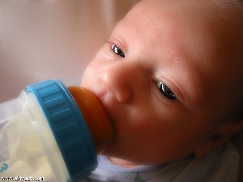 الرضاعة الطبيعية تقلل من معدل الإصابة بالسكري والحساسية ومتلازمة الوفاة المفاجئة ! 206401282150