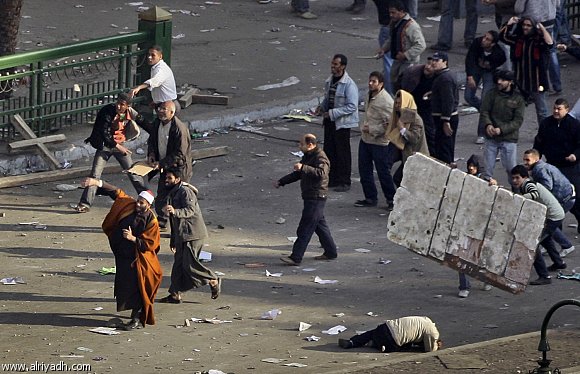 شاهد اجمل صور من ايام غضب الشعب المصري في ميدان التحرير  142332179238