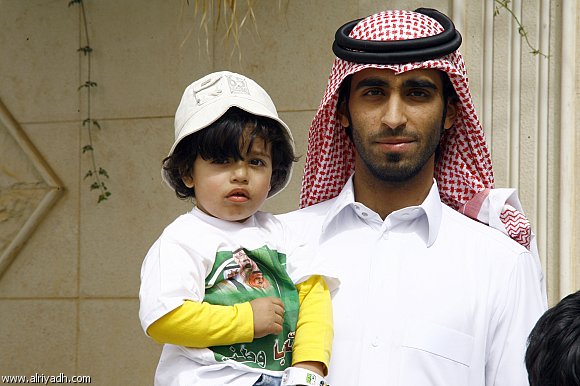 احتفالات الرياض بعودة الملك عبد الله 755446188872