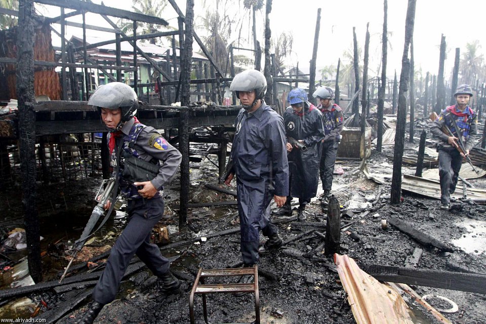 صور من المأساة الدامية لمسلمي روهنجيا أراكان بورما(مينمار) 2012م + فيديو (ممنوع دخول اصحاب القلوب الضعيفة) 994813634161
