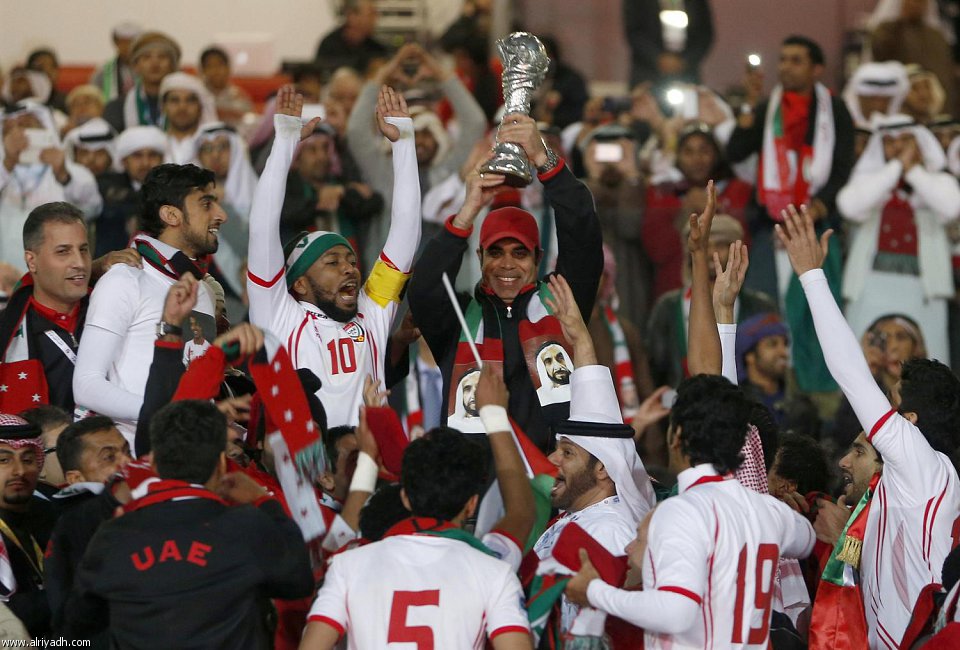 فوز المنتخب الإماراتي 300370081094