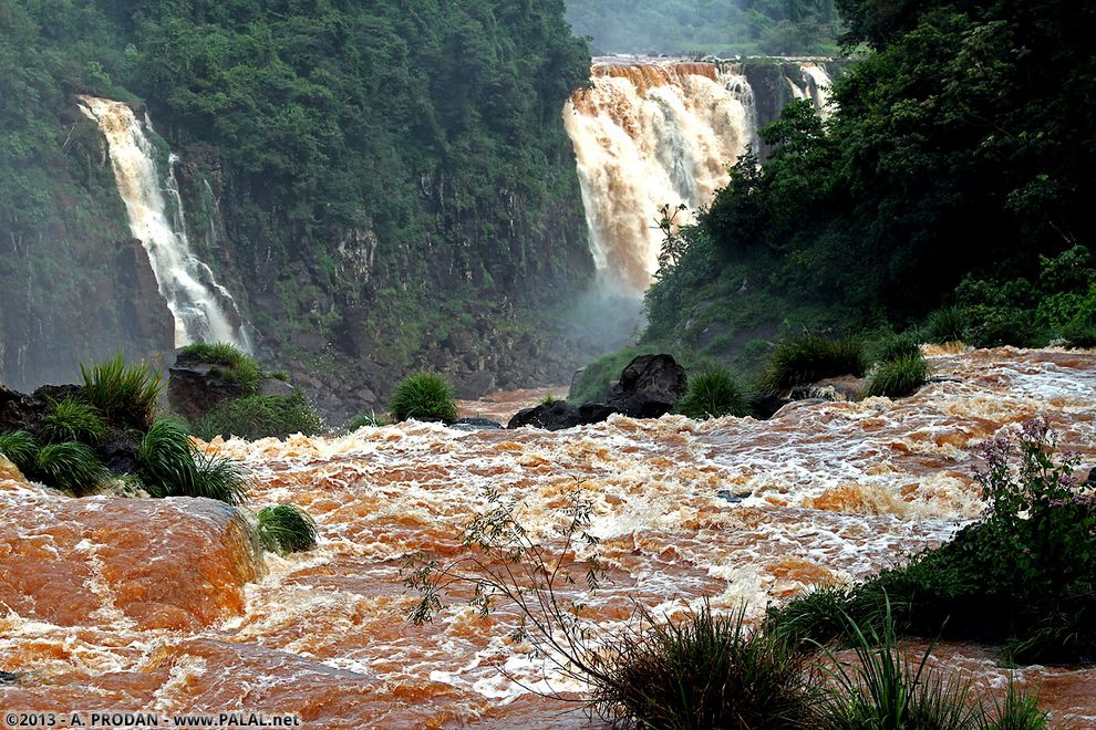 Cataratas del Iguazú 8e92bbca843099ac848ee5a9c047c41b