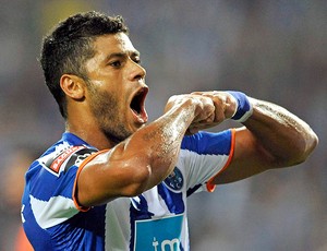 أختيار هولك أفضل لاعب في الدوري البرتغالي Hulk_reu62