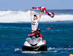 Andy Irons, surfista maior que a onda, sai de cena e deixa um legado gigante Sur_andyirons_teahupoo_asp