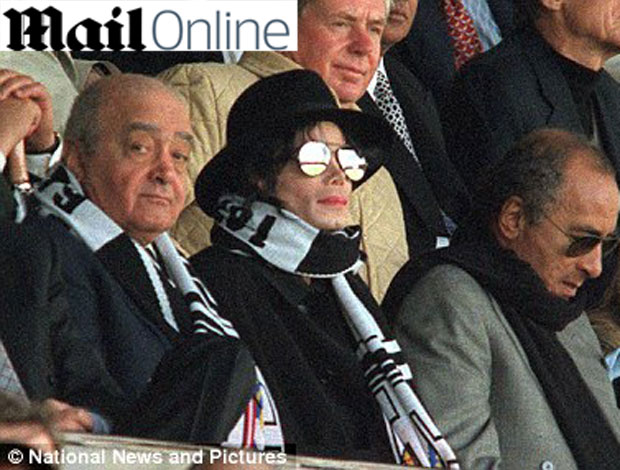 Fulham vai inaugurar estátua de Michael Jackson em Craven Cottage  Michaeljackson-dailymail47000