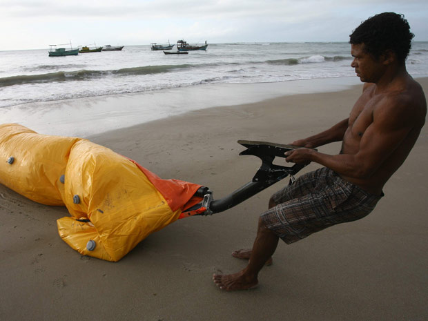 [Brasil] FAB diz que voo de helicóptero deveria durar dez minutos Helicop