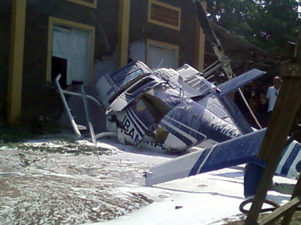 [Brasil] Helicóptero cai em Itaituba, no Pará Helicopterom