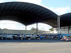 [Brasil] Acidente traz à tona polêmica sobre localização de aeroclube no AM  Aeroportodemanaus