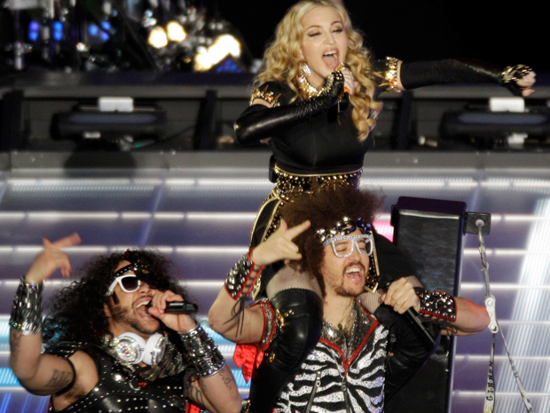 Madonna se apresenta no intervalo do Super Bowl de 2012 Madonna2