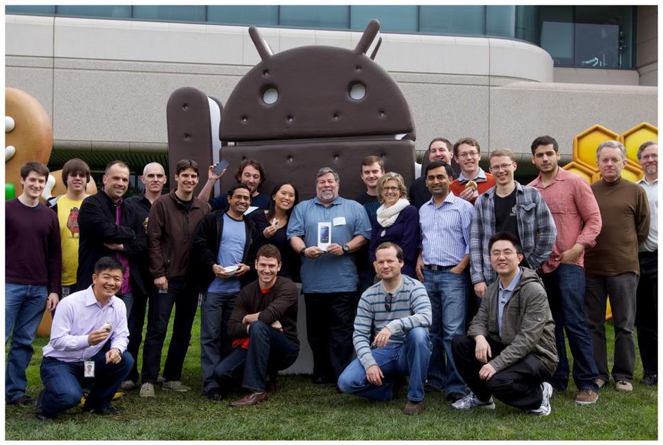 Segundo Steve Wozniak, Android é melhor que iPhone Steve_wozniak_na_sede_do_google_com_o_galaxy_nexus