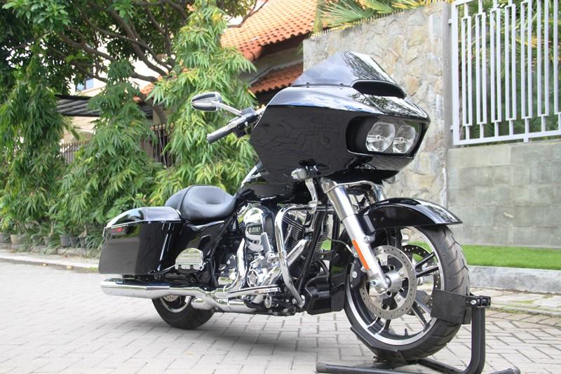 WTS : HD ROADGLIDE BLACK 2015 JALAN 600 MILE 346294_20150120094336