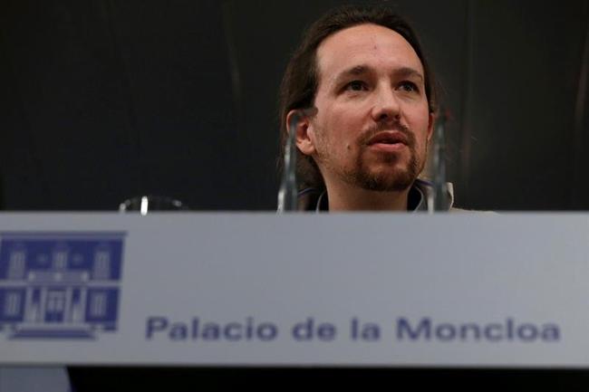 Pablo Iglesias no renunciará al referéndum y compara al PSOE con la "caverna mediática" Iglesias-moncloa-pactos