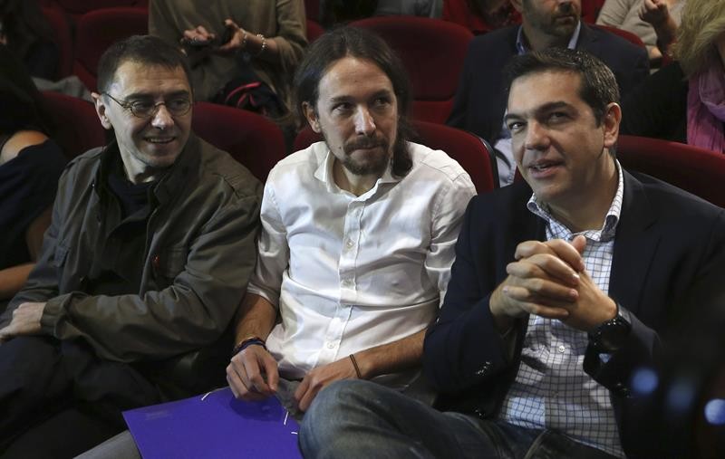 Condiciones del contrato de Grecia con sus deudores - Página 3 IGLESIAS-TSIPRAS-15112014