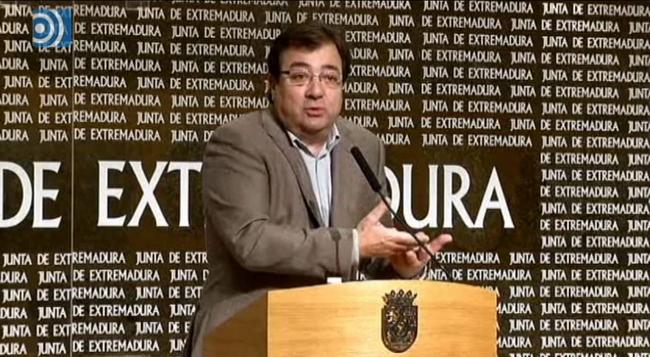 El PSOE presta 4 senadores a los secesionistas catalanes para que tengan grupo propio Fernandez-vara-ve-inexplicable-la-cesion-de-senadores-del-psoe-a-erc-6054683