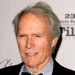 [ Vedette ] Clint Eastwood Clint-eastwood-2488822_1341