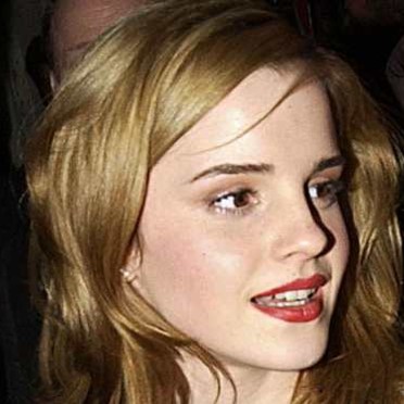 emma watson People-emma-watson-2431150_1350