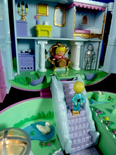 Polly Pocket - Page 2 D8d6abd3d844