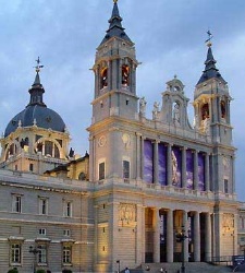 El explosivo de la Catedral de La Almudena tenía 1.200 gramos de pólvora Almudena-catedral