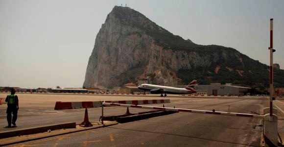 El SAT quiere ocupar el Peñón de Gibraltar el próximo 29 de agosto Gibraltar-bomba-efe