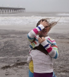 TORMENTA TROPICAL - HURACAN -  IRENE EN EL CARIBE - Página 6 Irene-ninas