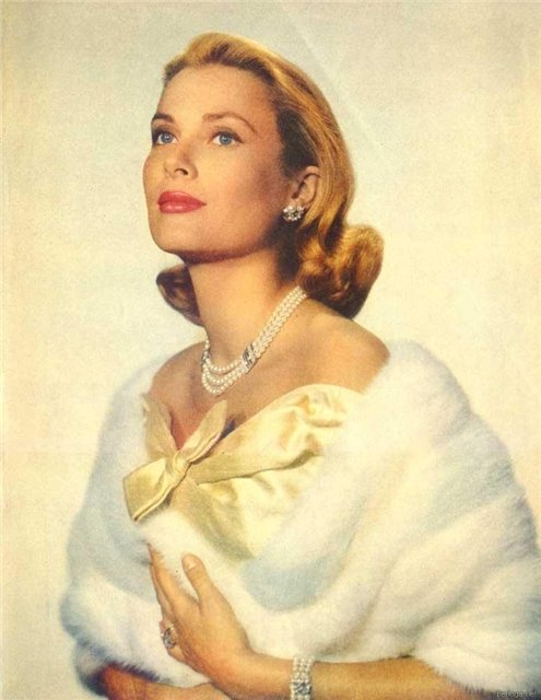 GRACE KELLY LA ELEGANCIA DE UNA PRINCESA - Página 2 765649ccfbdf