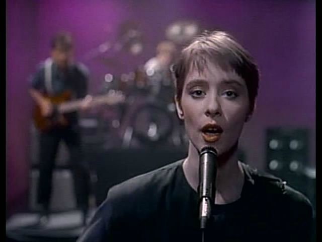 Suzanne Vega 0e9290013870