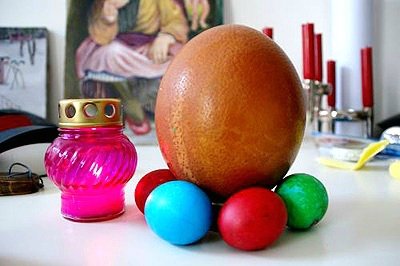 Красим пасхальные яйца 1abe93fc891d