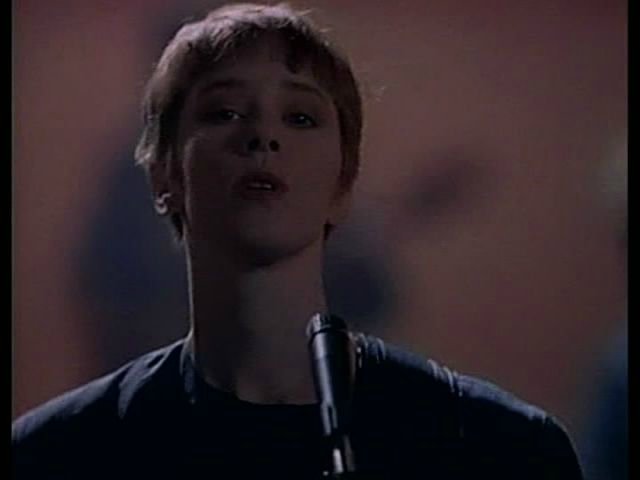 Suzanne Vega 458973563cbb