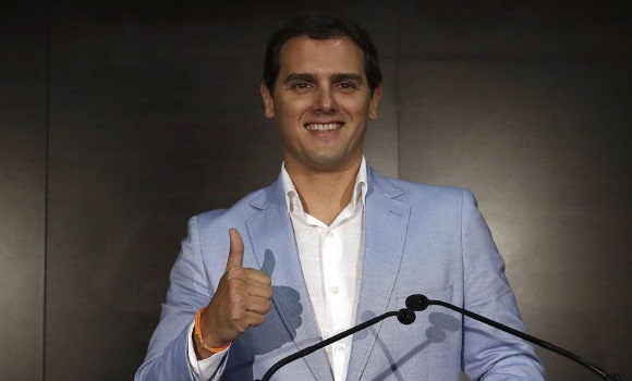 Los barones del PP advierten a Rajoy de que Rivera pactará con el PSOE Albert-rivera-blazer-efe